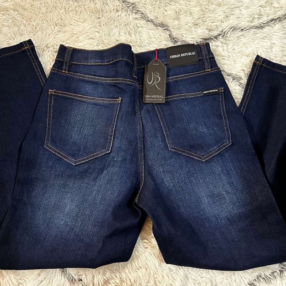 NWT Urban Republic Jeans Size 10 Skinny